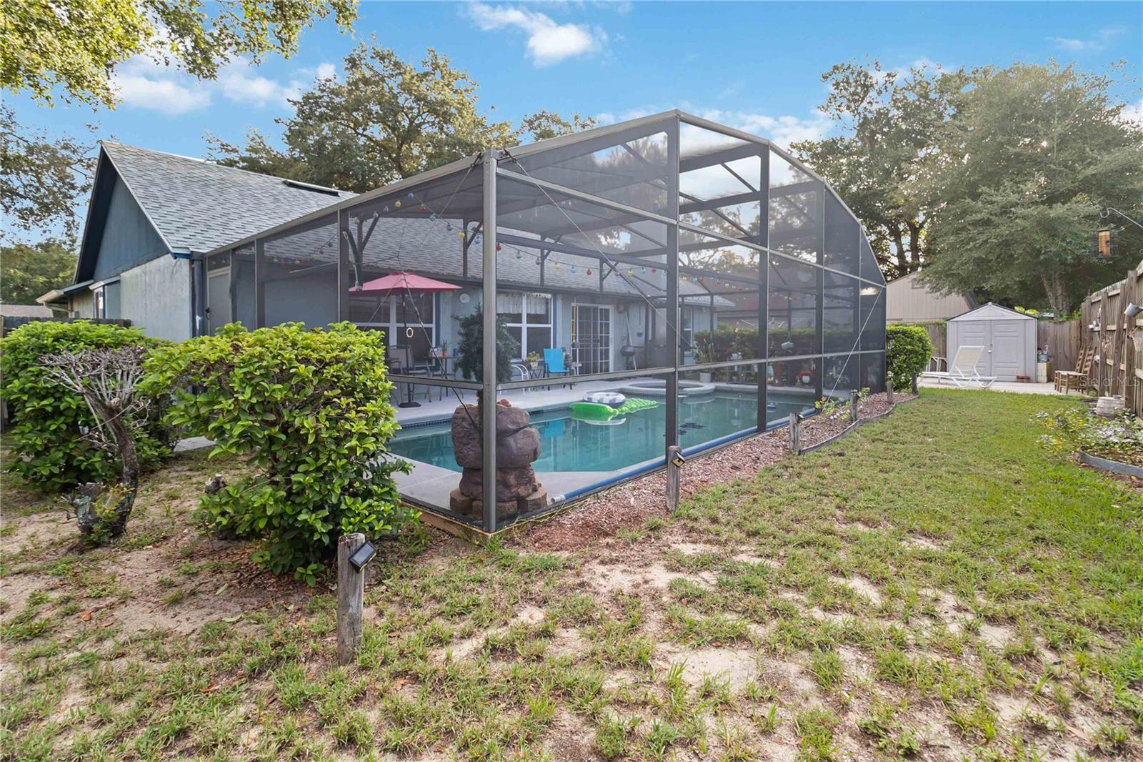 Image 32 of 49 For 7748 Covedale Drive