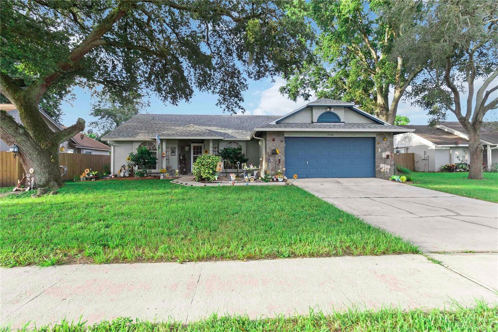Image 6 of 49 For 7748 Covedale Drive