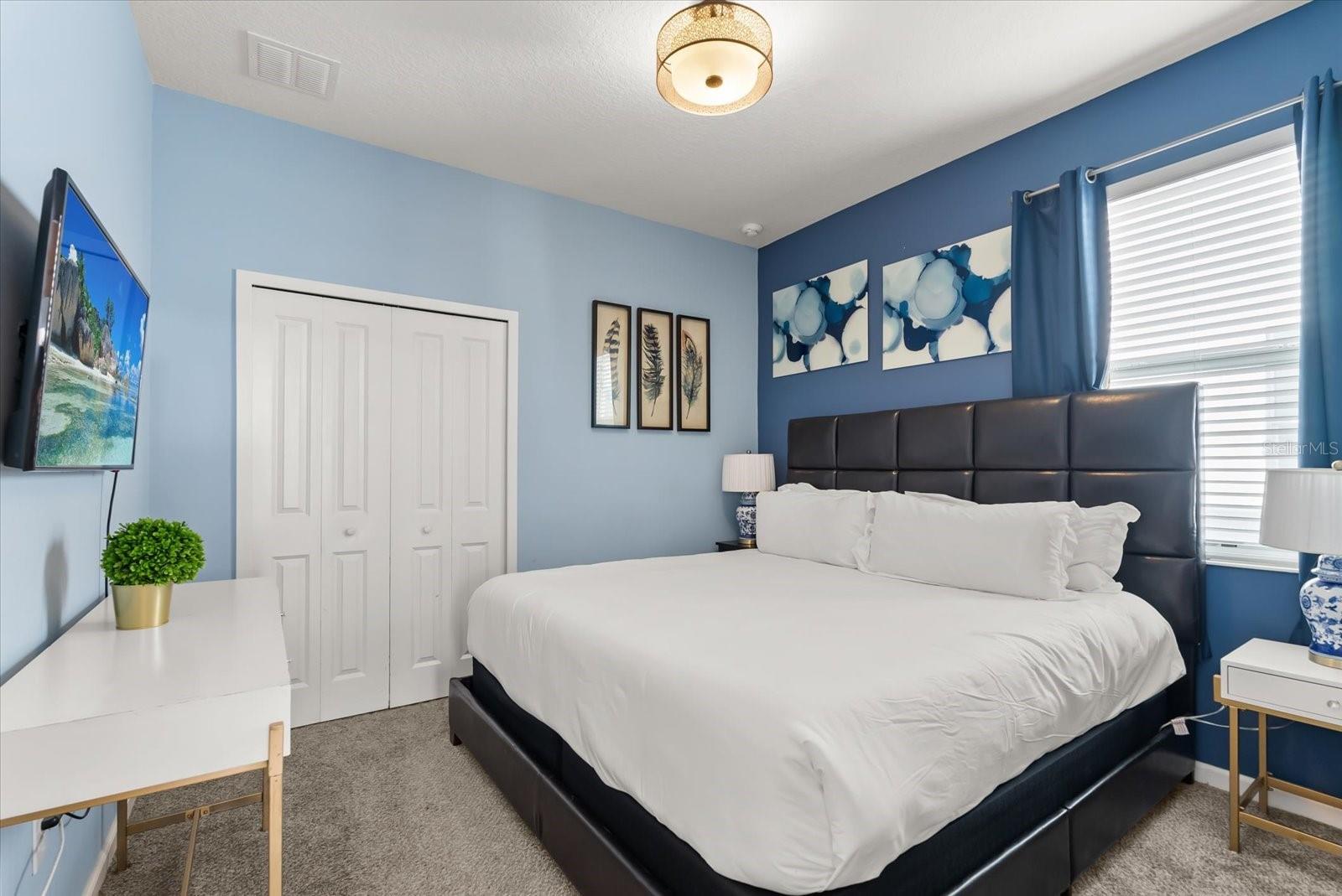 Image 15 of 39 For 2628 Calistoga Avenue