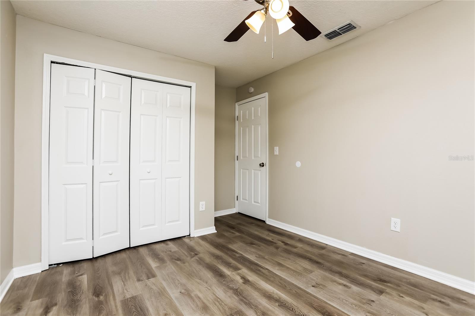 Image 12 of 16 For 1697 Courtland Boulevard