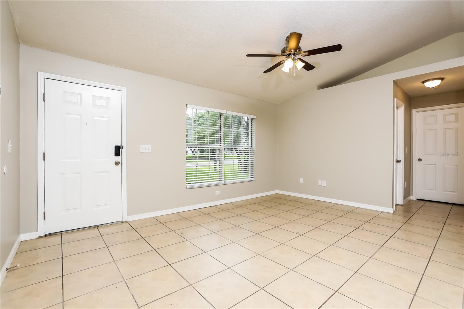 Image 3 of 16 For 1697 Courtland Boulevard