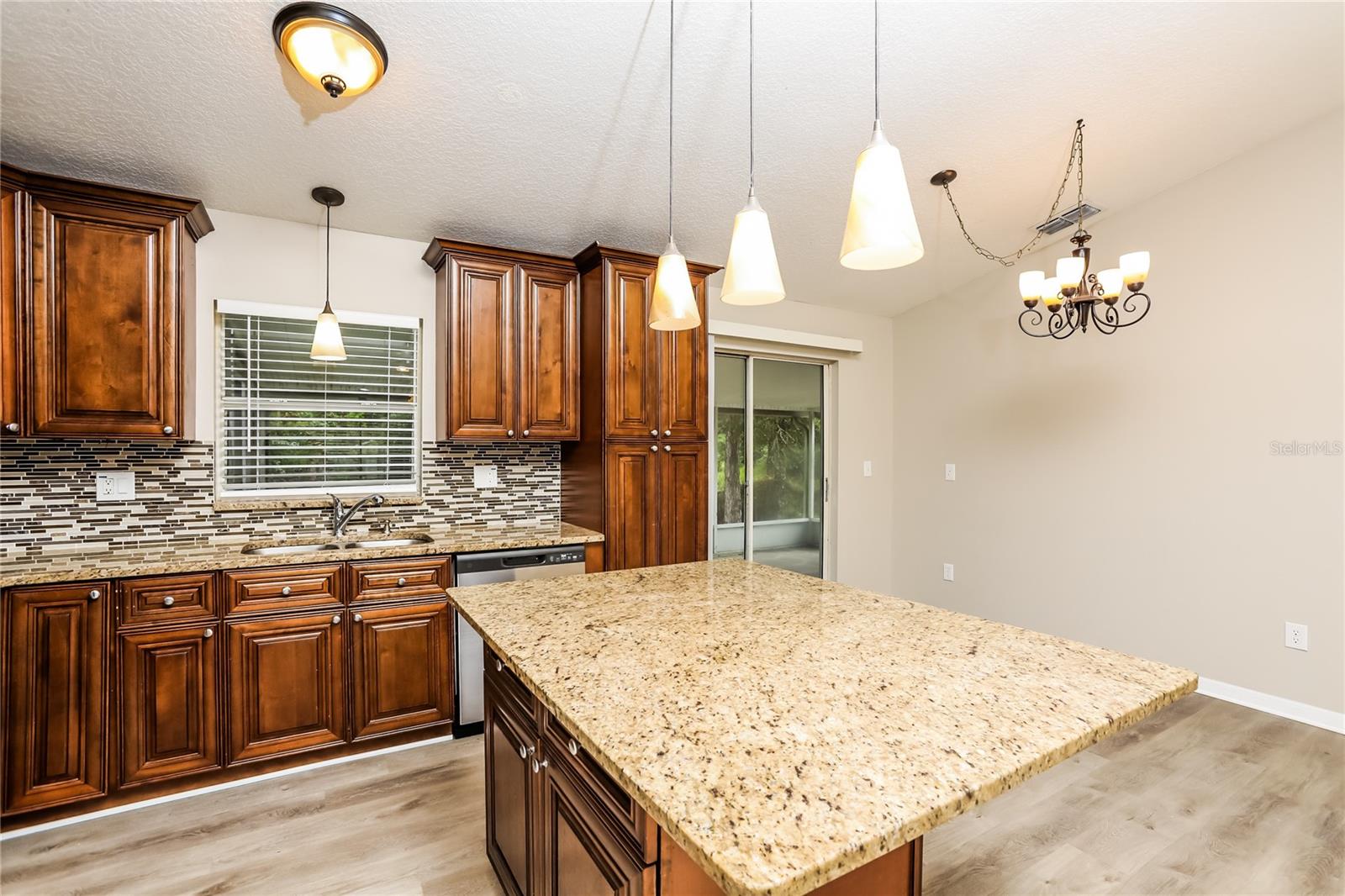 Image 4 of 16 For 1697 Courtland Boulevard