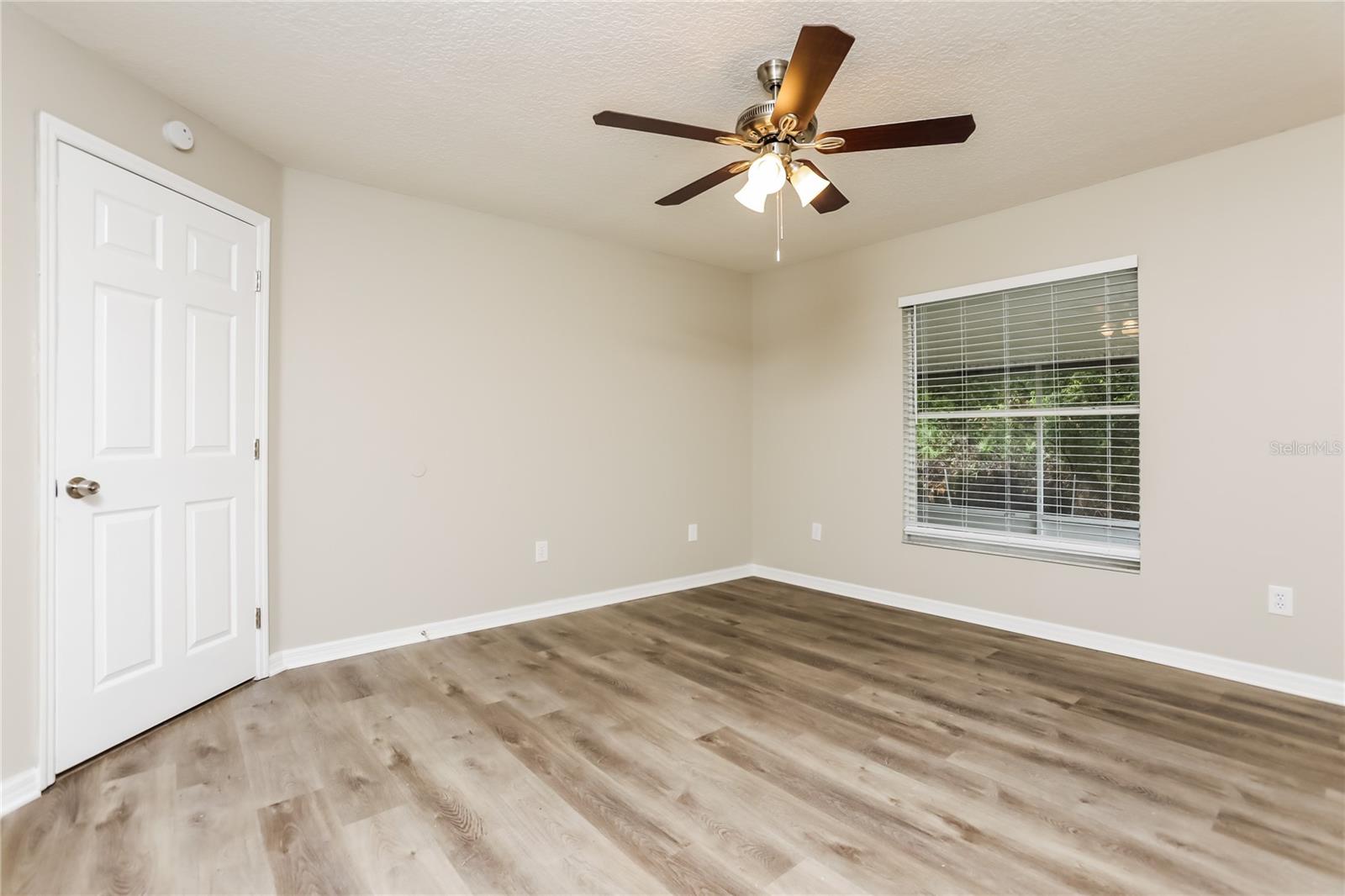 Image 7 of 16 For 1697 Courtland Boulevard
