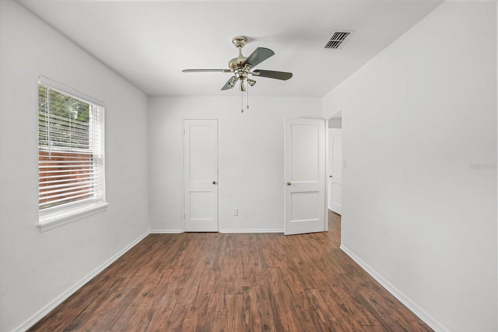 Image 13 of 22 For 720 Webster Avenue