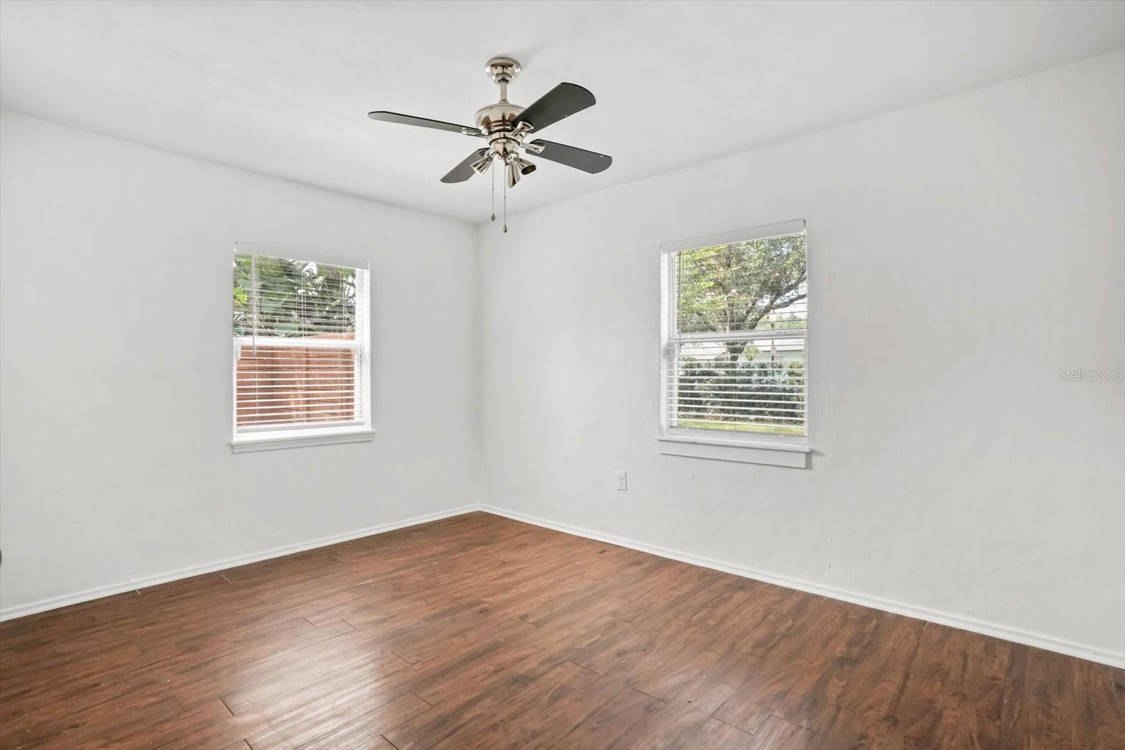 Image 15 of 22 For 720 Webster Avenue