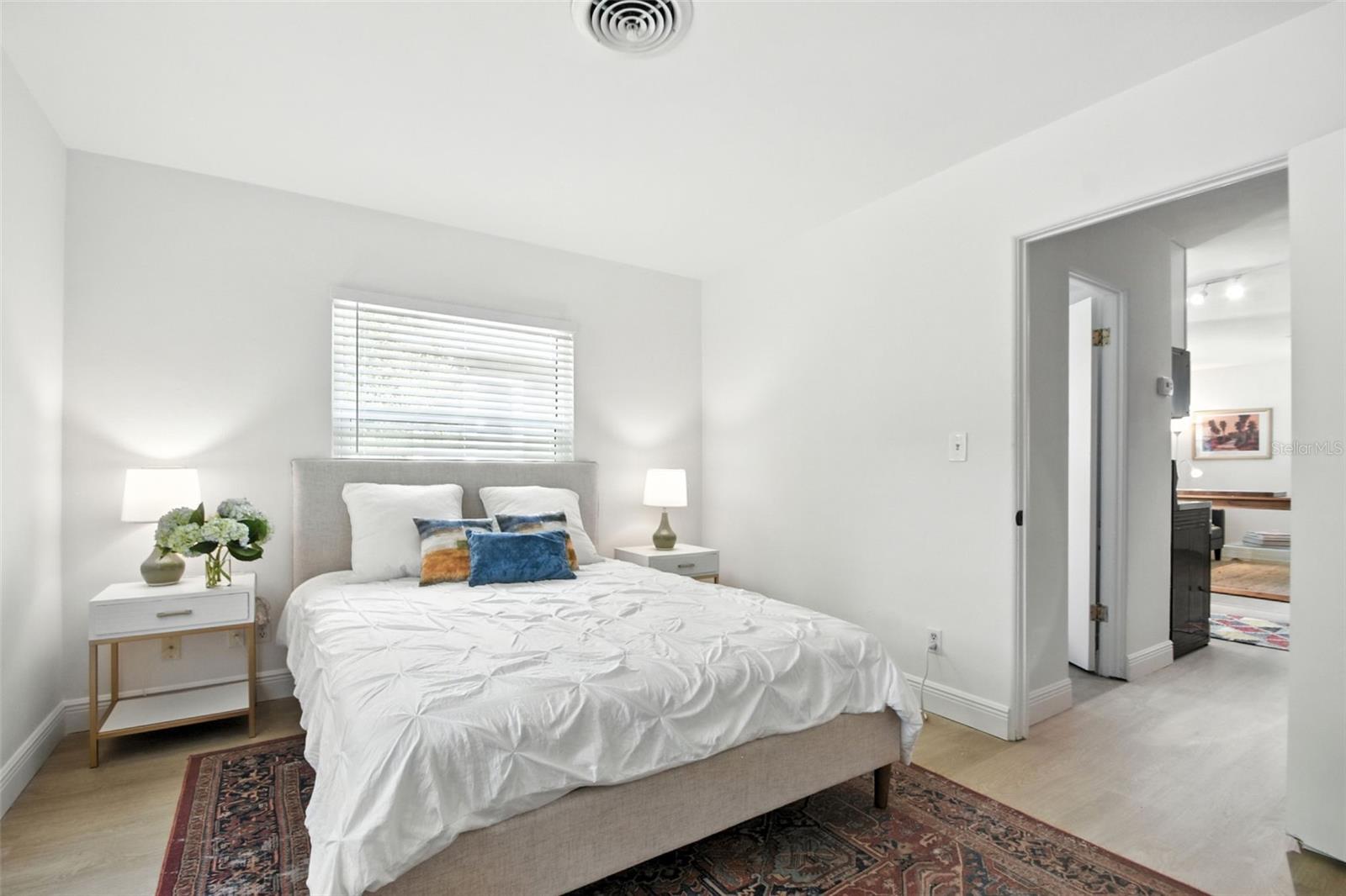 Image 12 of 20 For 775 Maryland Avenue