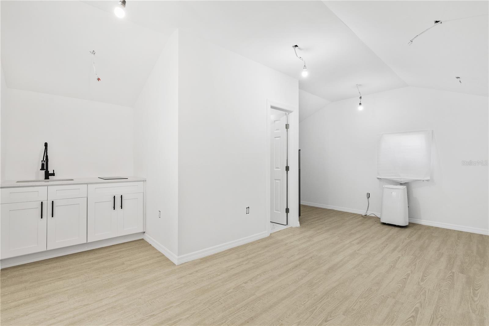 Image 18 of 22 For 1014 24th Street
