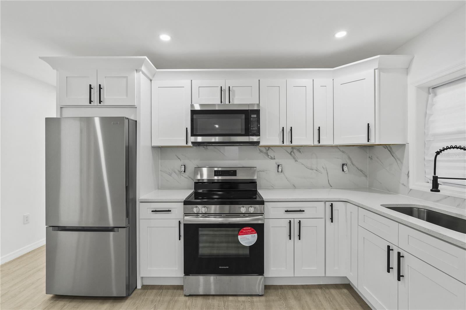 Image 6 of 22 For 1014 24th Street