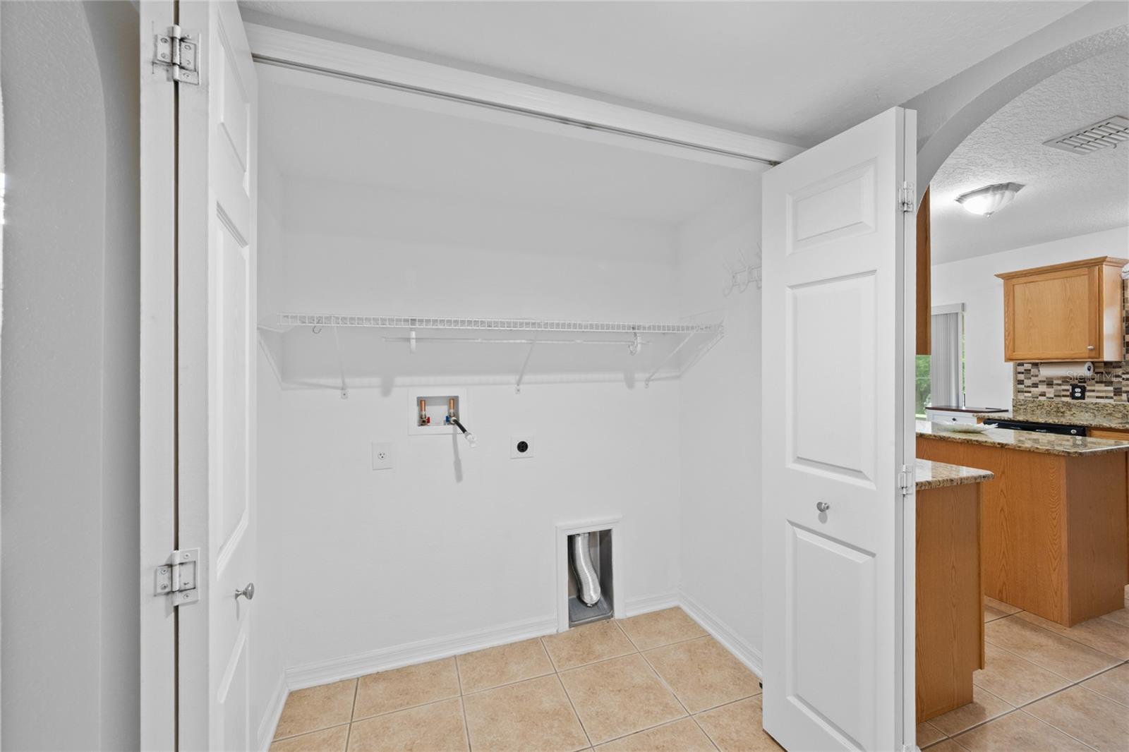 Image 20 of 26 For 31853 Sunpark Circle