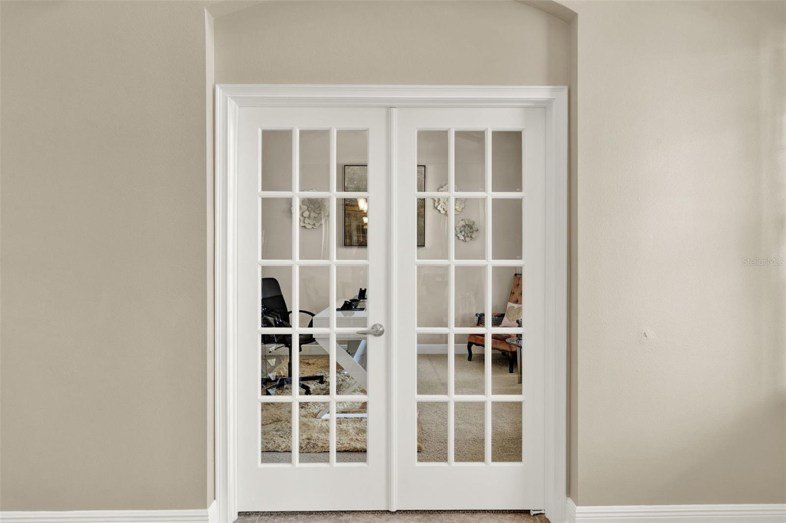 Image 4 of 47 For 15416 Firelight Drive