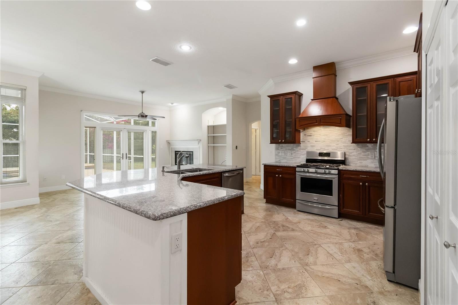 Image 11 of 54 For 14140 Snead Circle