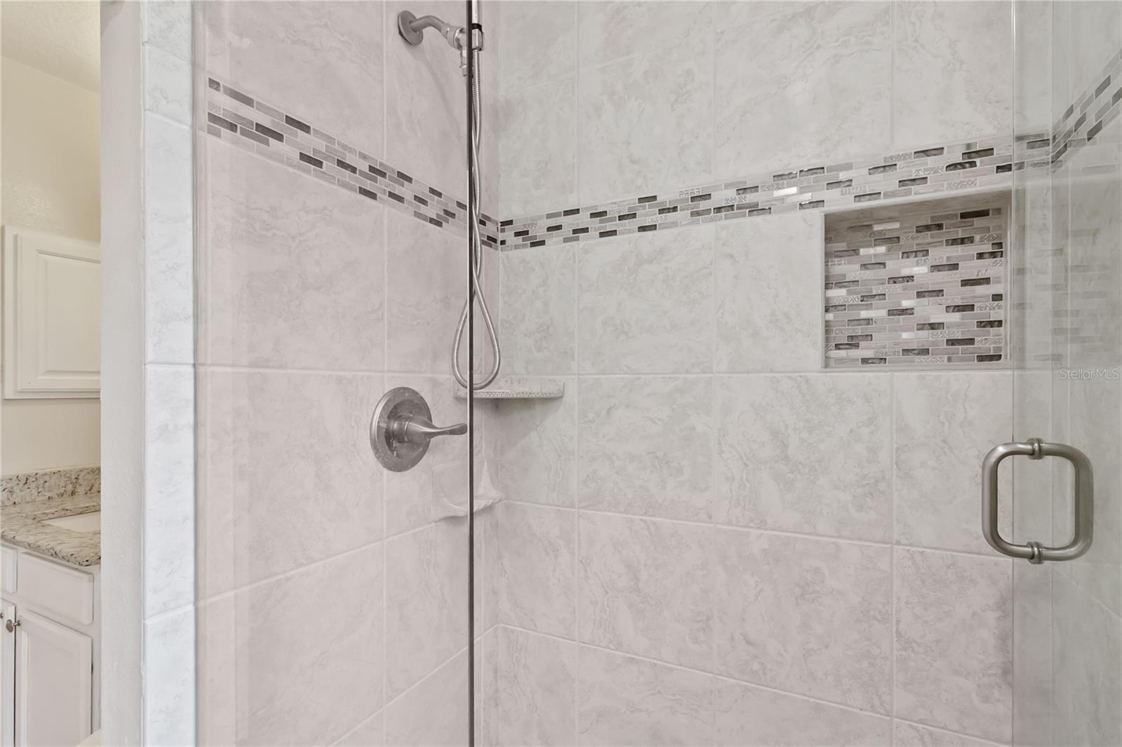 Image 26 of 54 For 14140 Snead Circle