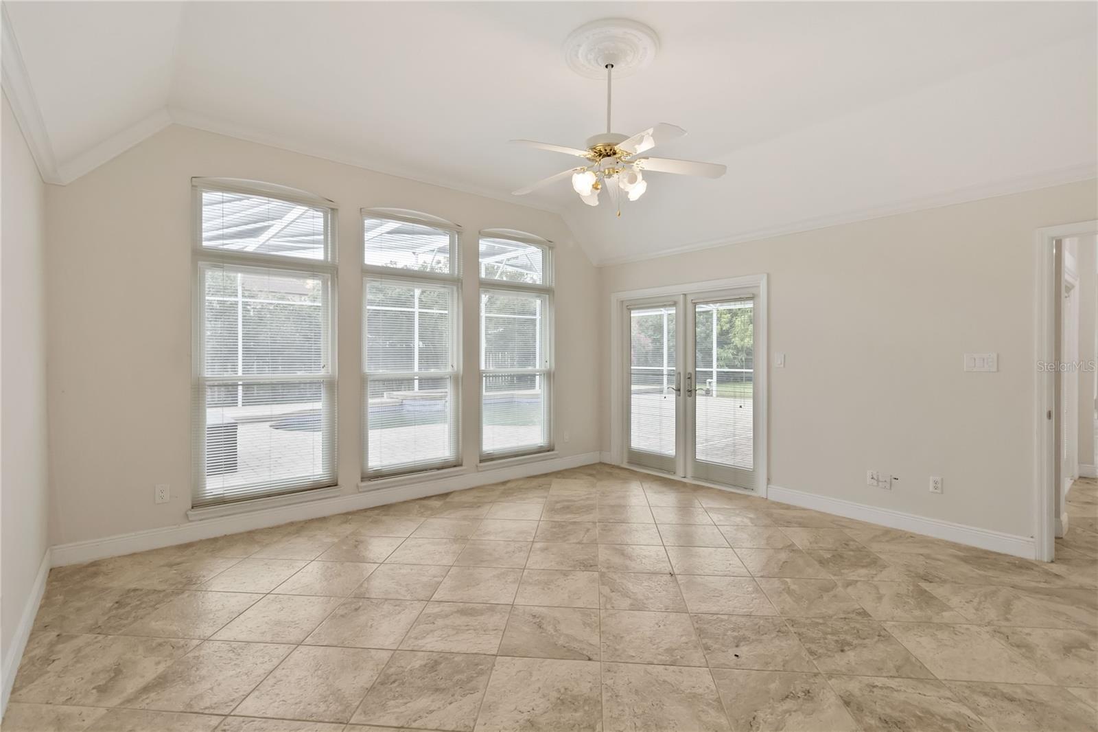 Image 29 of 54 For 14140 Snead Circle