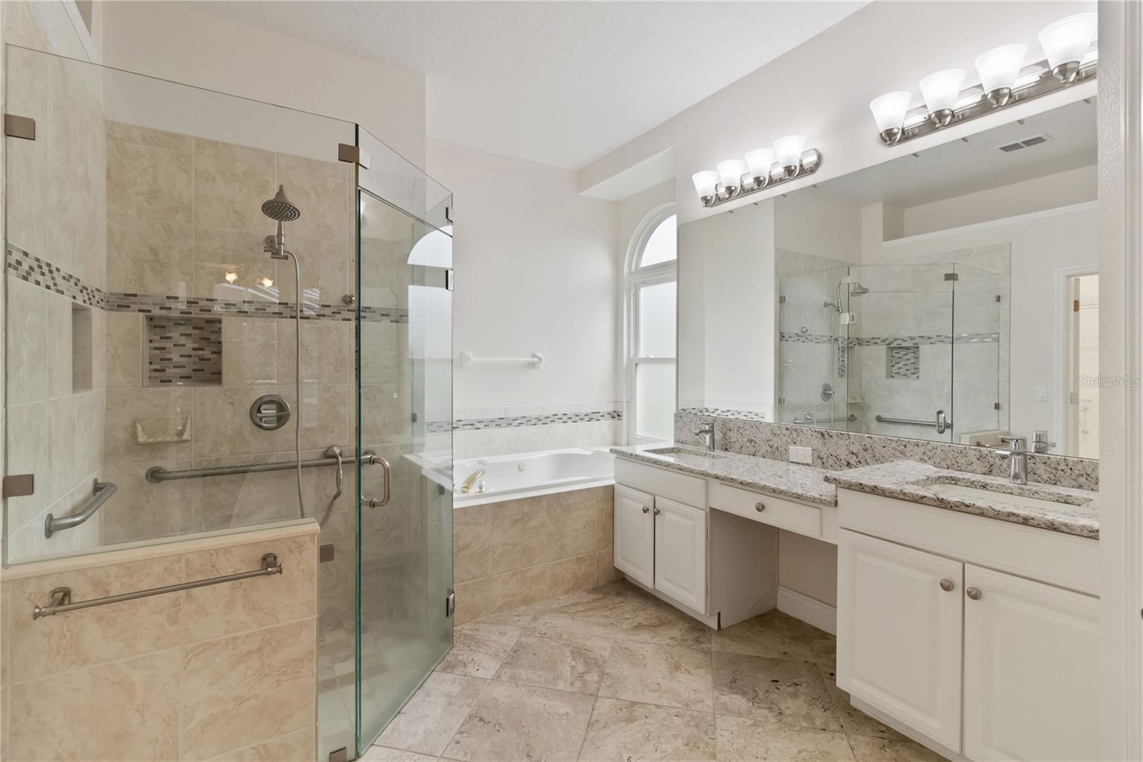 Image 30 of 54 For 14140 Snead Circle