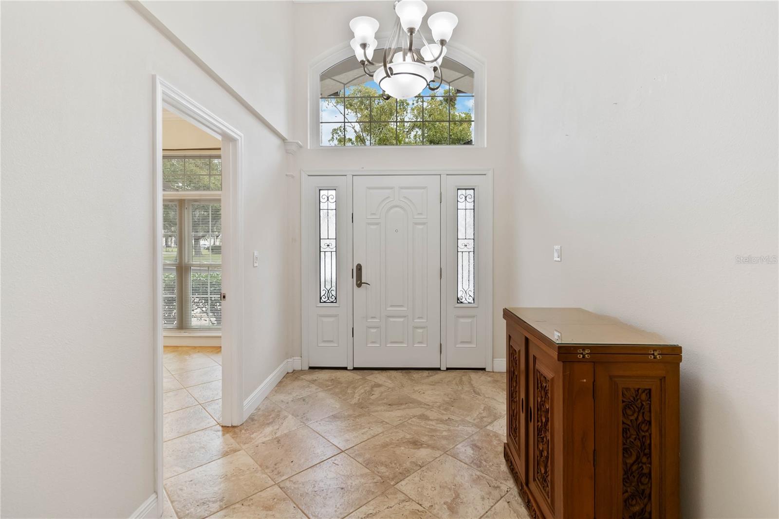 Image 4 of 54 For 14140 Snead Circle