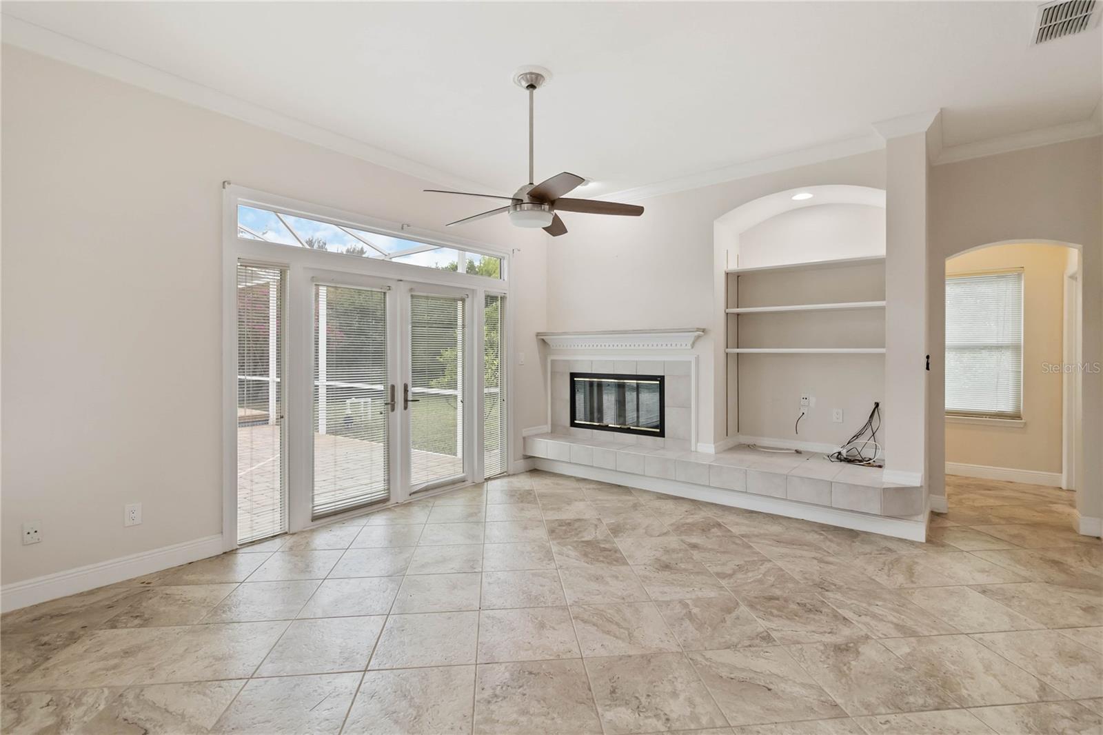 Image 7 of 54 For 14140 Snead Circle