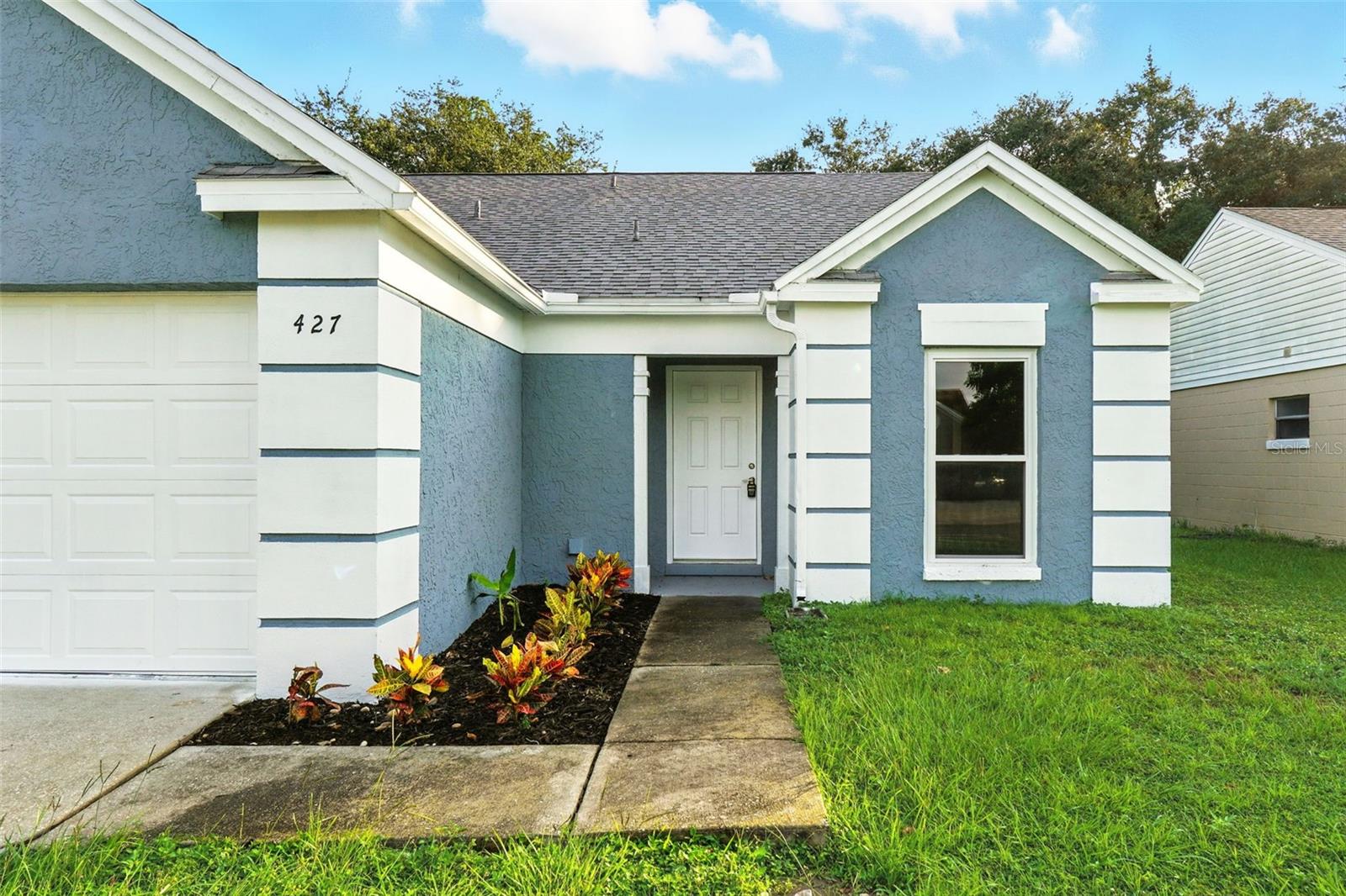 Image 3 of 35 For 427 Chicago Woods Circle