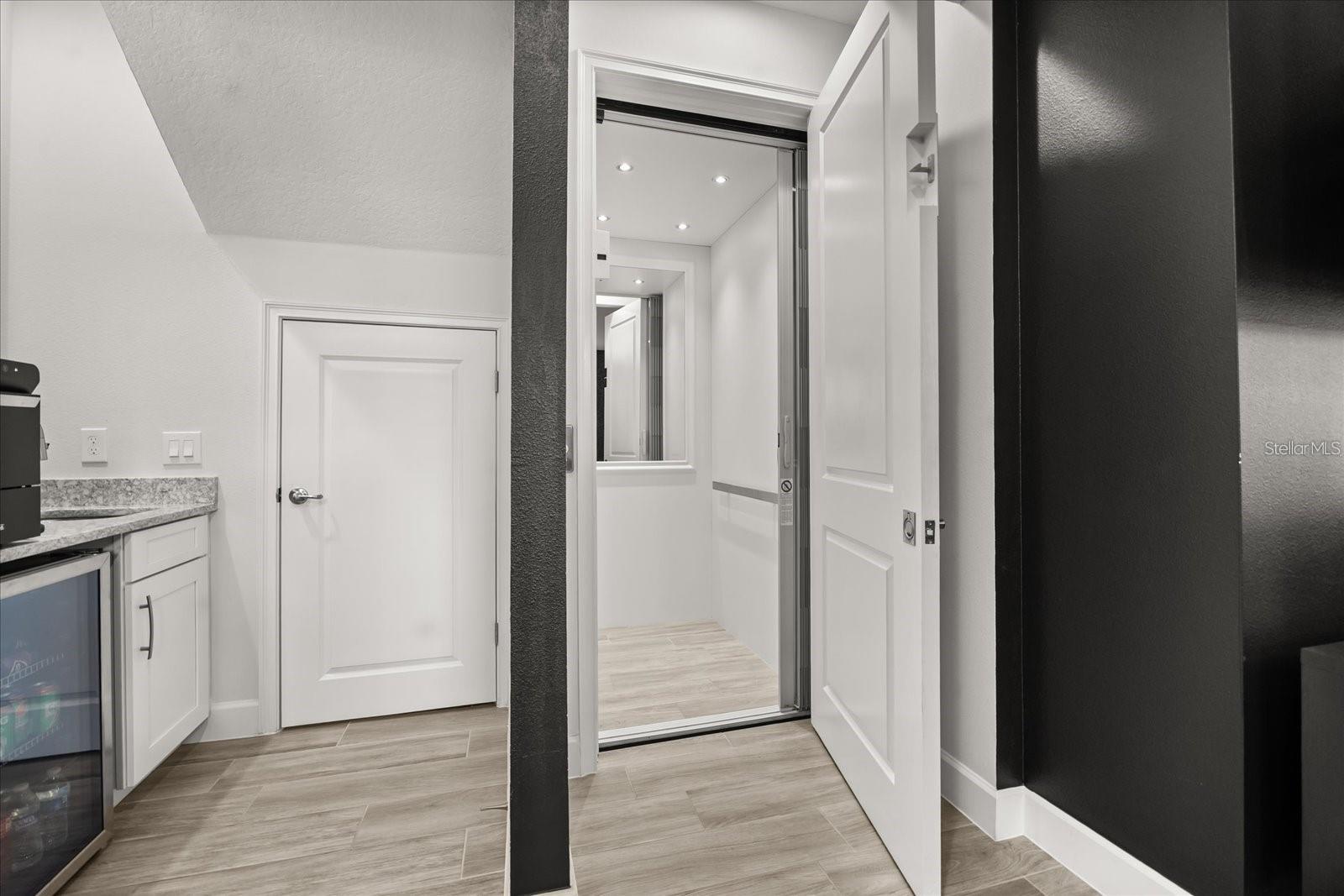 Image 26 of 62 For 7675 Toscana Boulevard