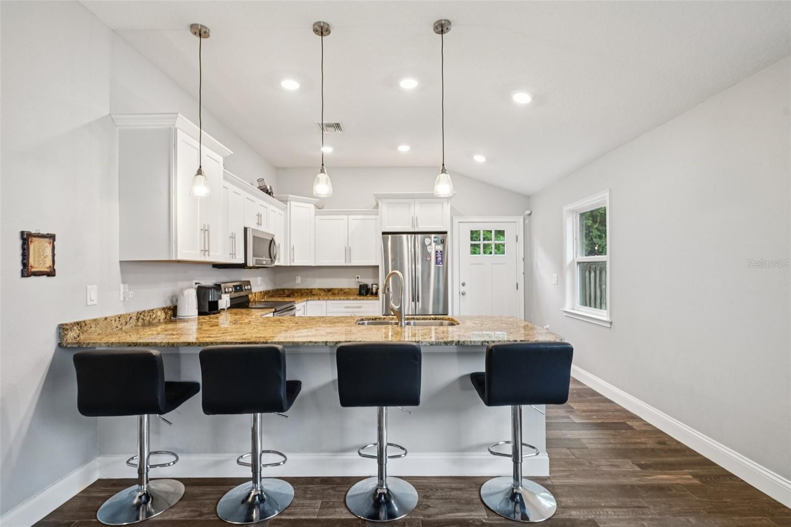Image 5 of 17 For 11751 Bostick Street