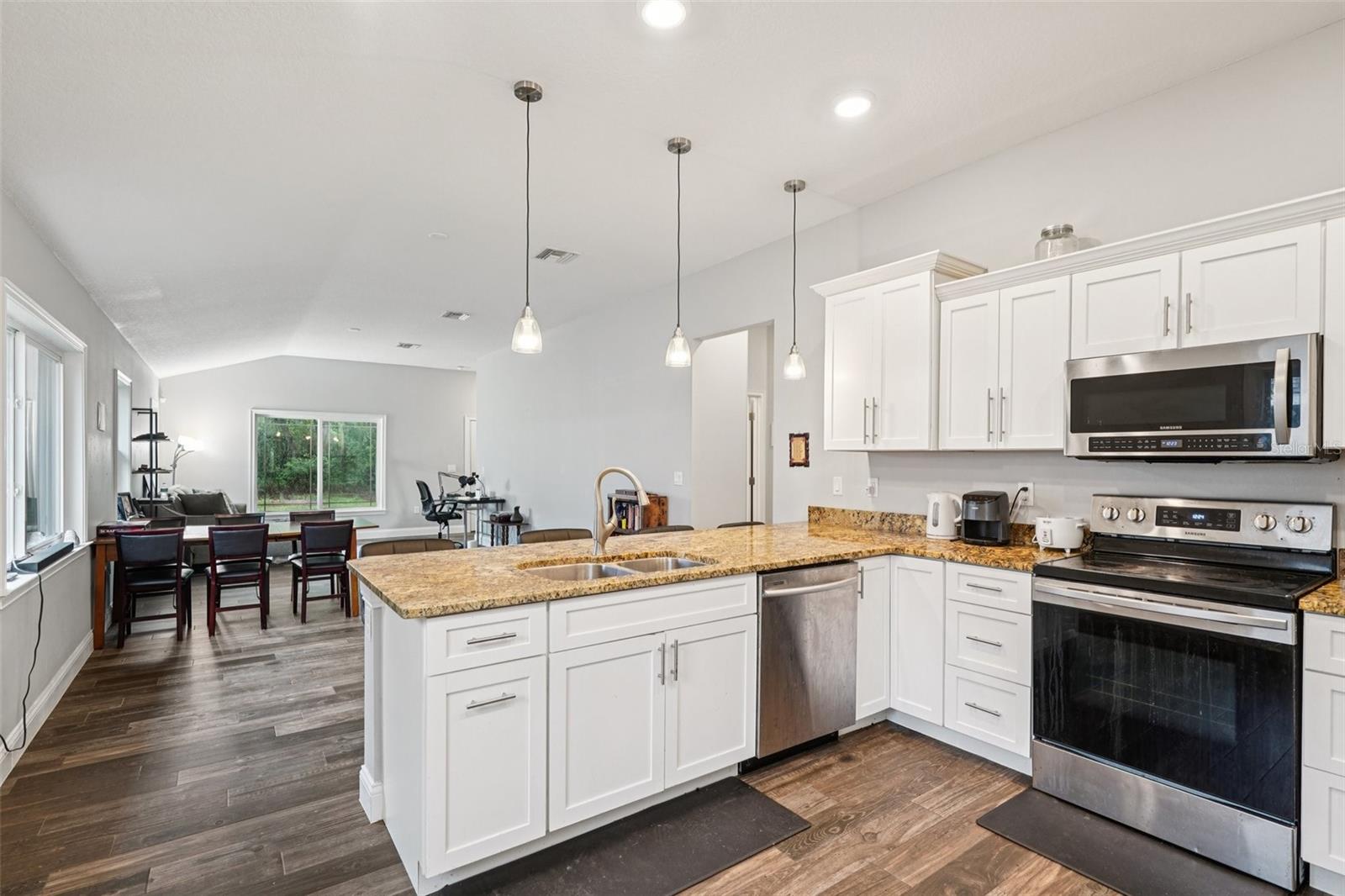 Image 7 of 17 For 11751 Bostick Street