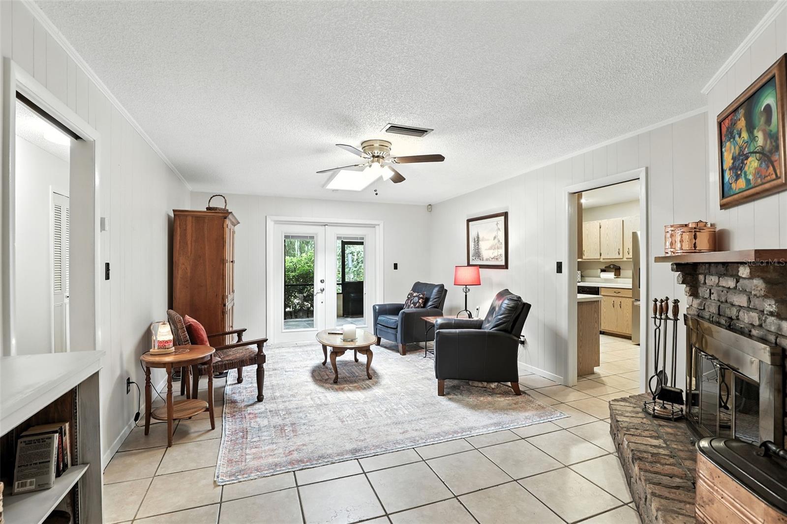 Image 14 of 43 For 311 Palmetto St