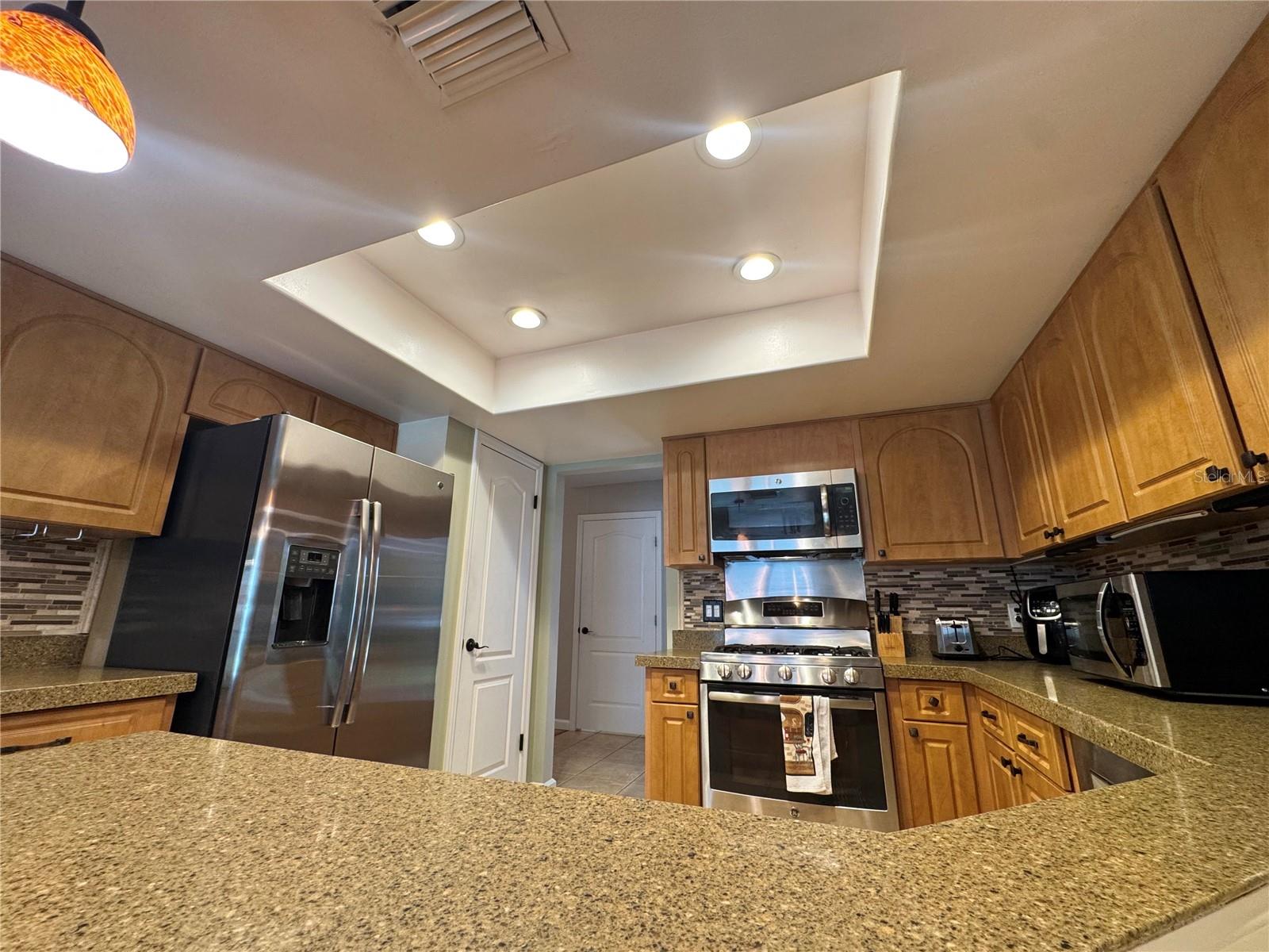 Image 15 of 39 For 8014 Cote Court