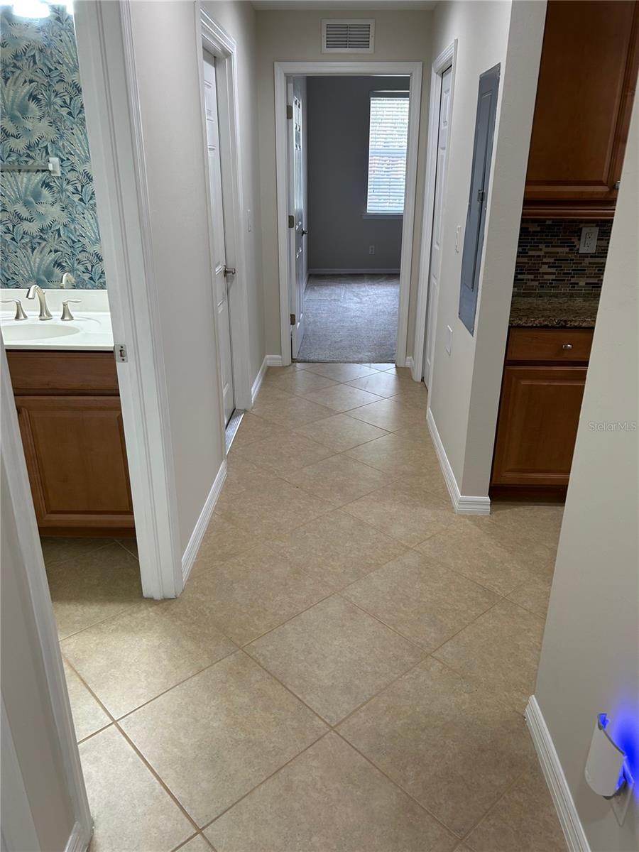Image 15 of 22 For 8511 Oakshade Circle 101