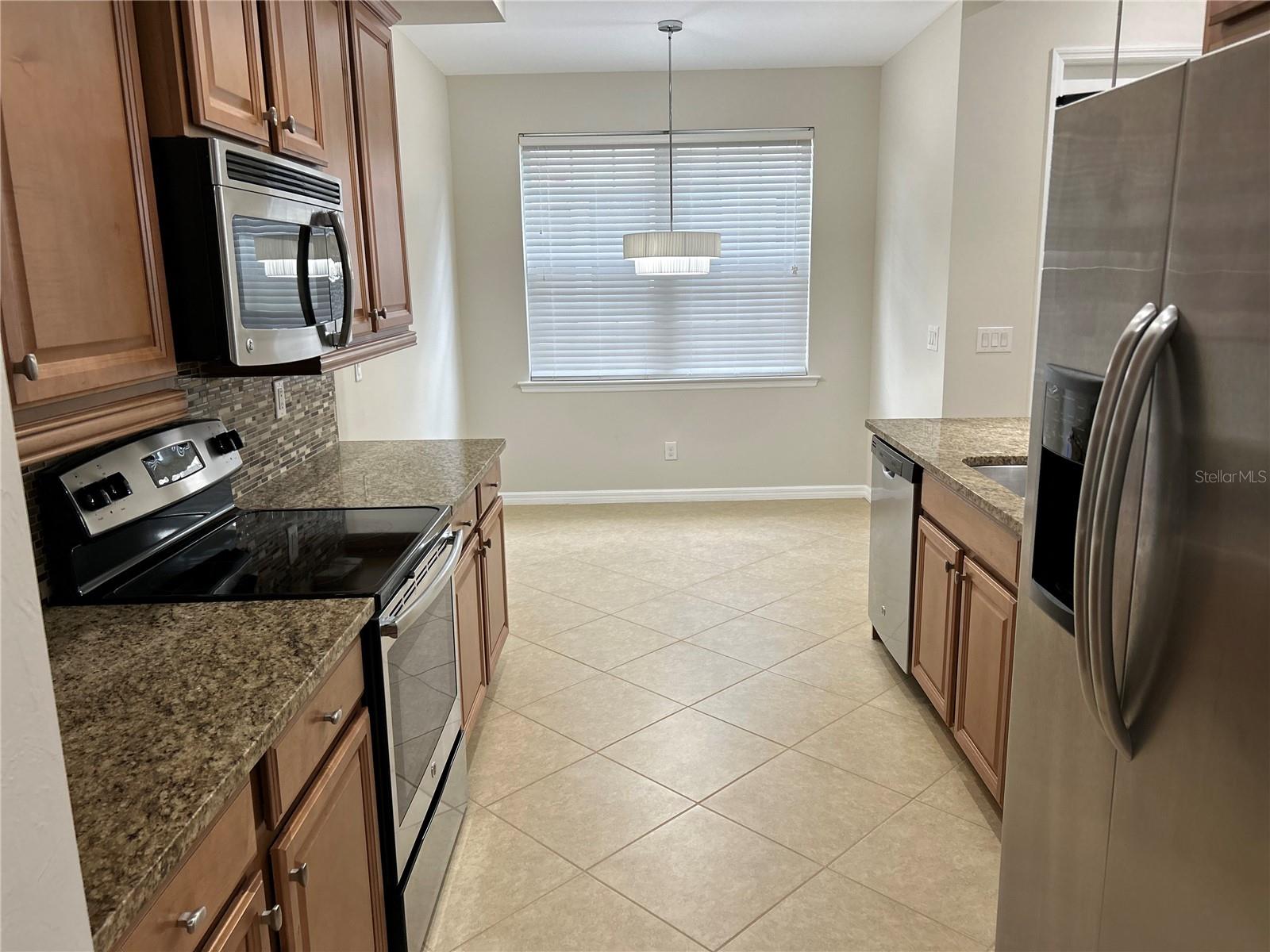 Image 4 of 22 For 8511 Oakshade Circle 101