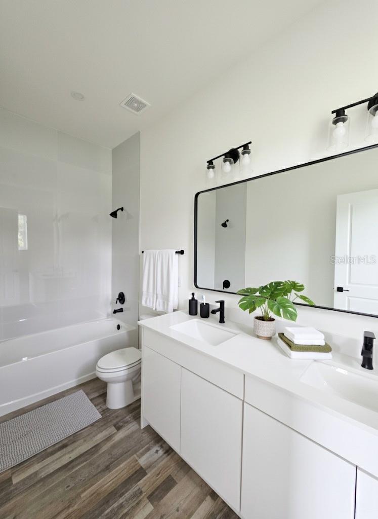 Image 9 of 11 For 6109 Cypress Terrace