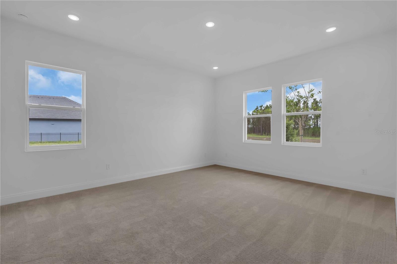 Listing photo id 8 for 2574 Wise River Lane
