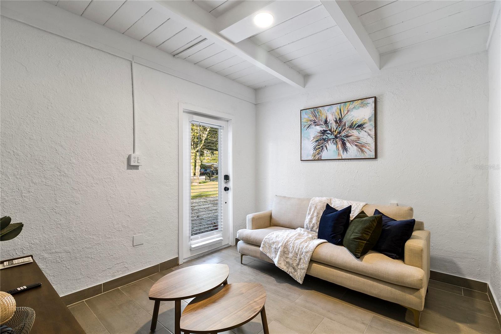 Image 2 of 16 For 1922 Cloverlawn Avenue