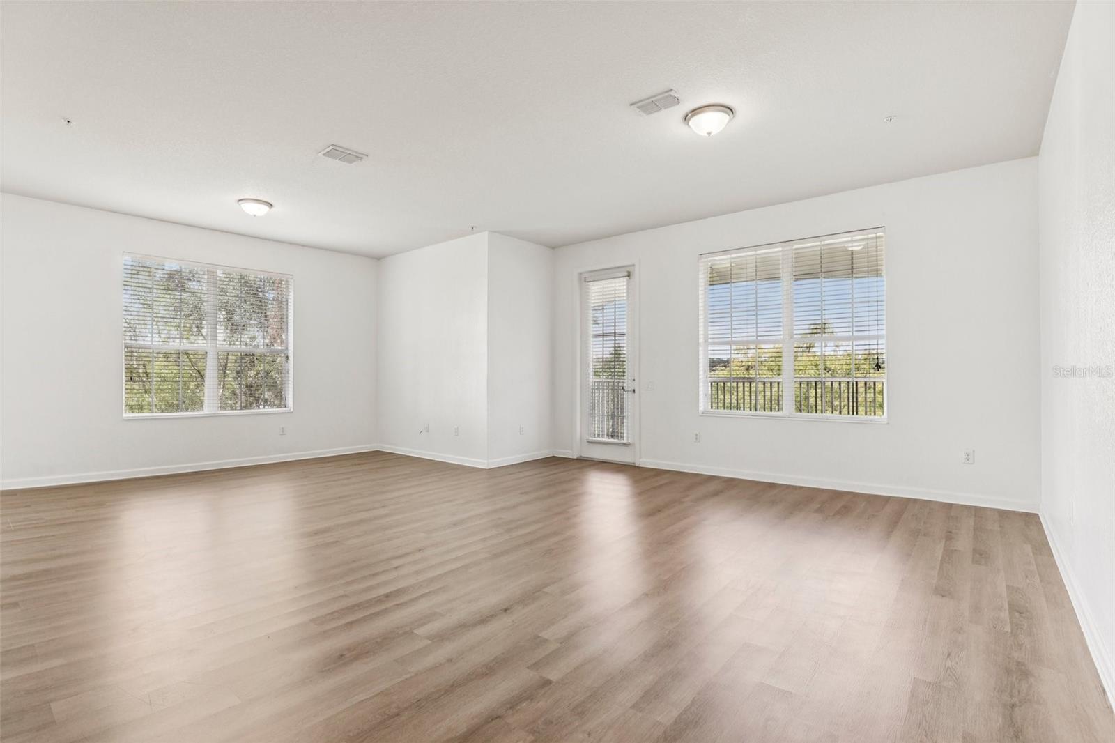 Image 10 of 34 For 3356 Robert Trent Jones Drive 20406
