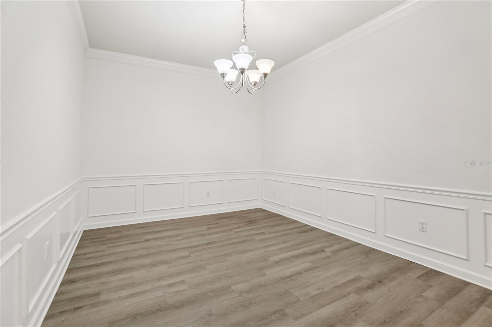 Image 8 of 34 For 3356 Robert Trent Jones Drive 20406