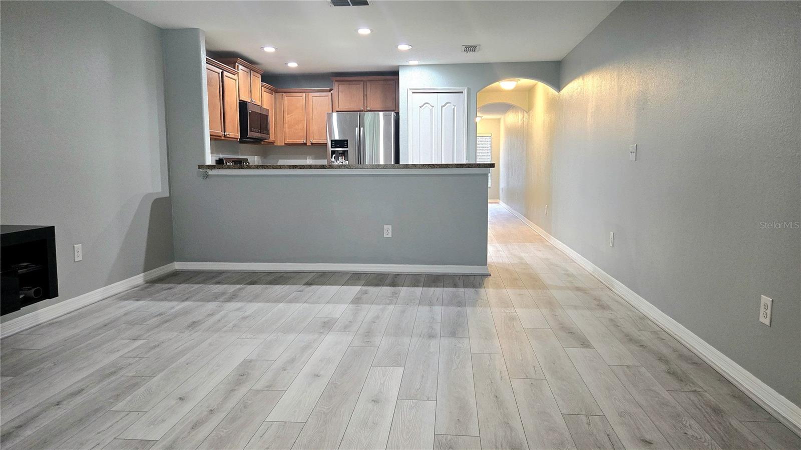 Image 17 of 41 For 405 Carina Circle 405