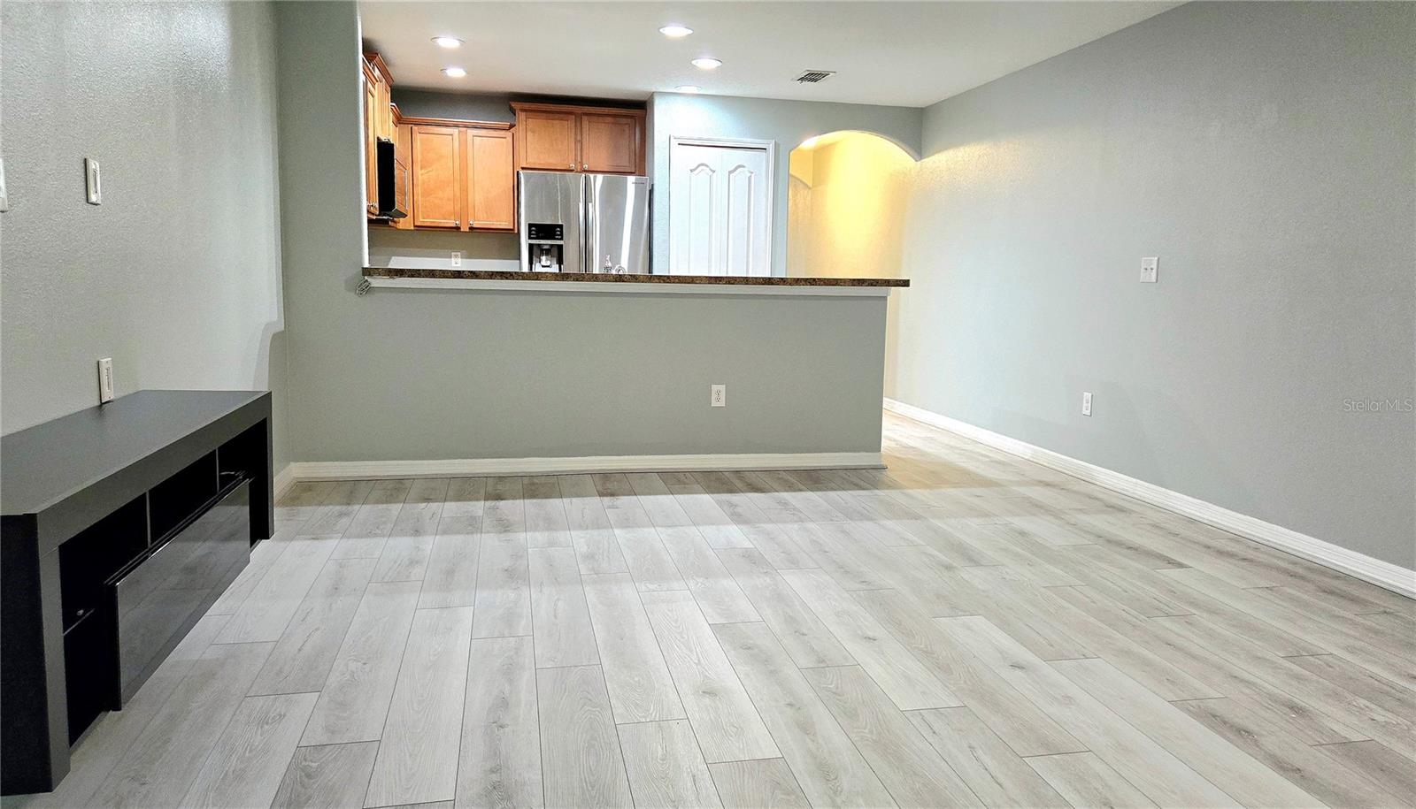 Image 18 of 41 For 405 Carina Circle 405