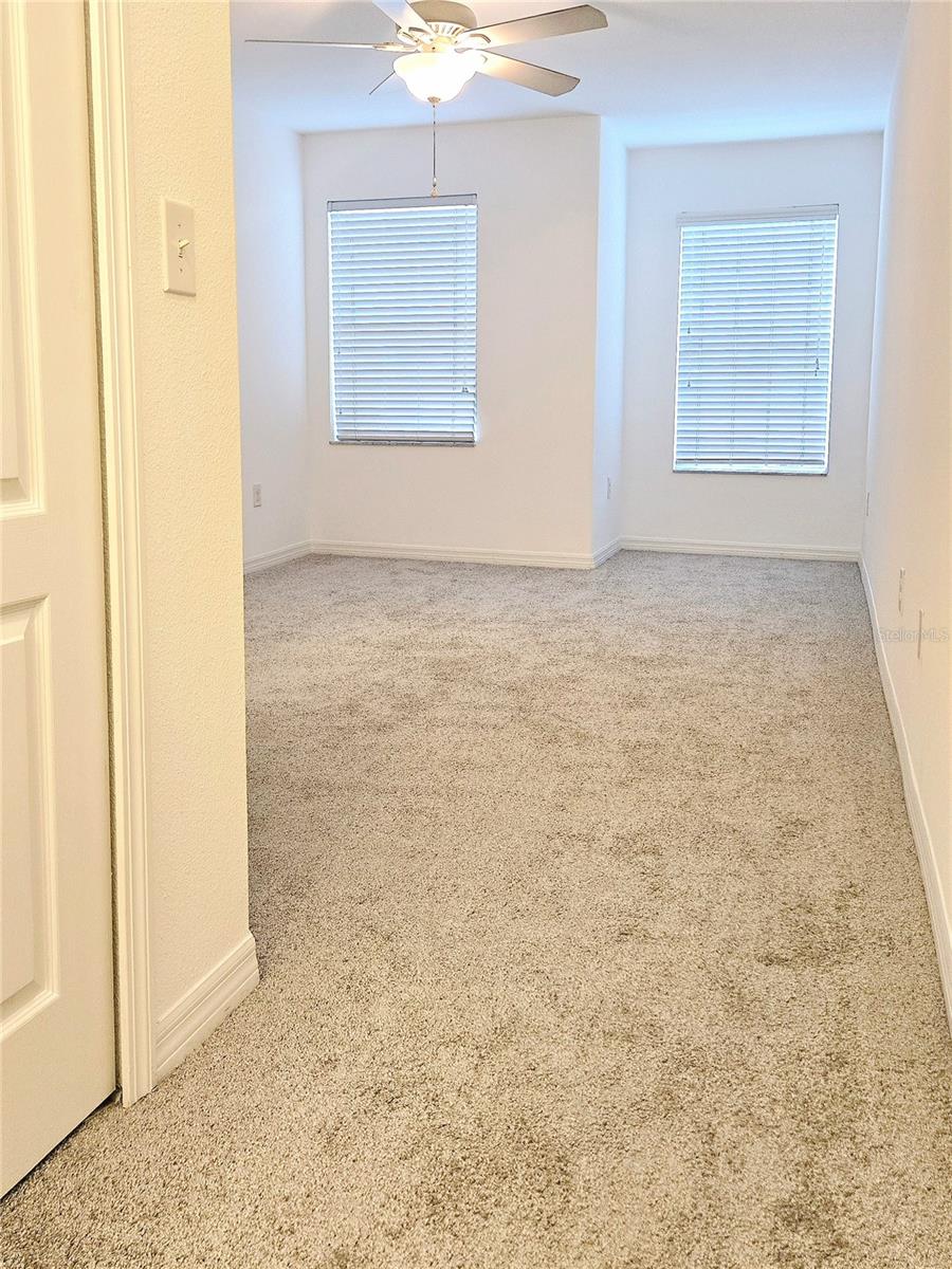Image 25 of 41 For 405 Carina Circle 405