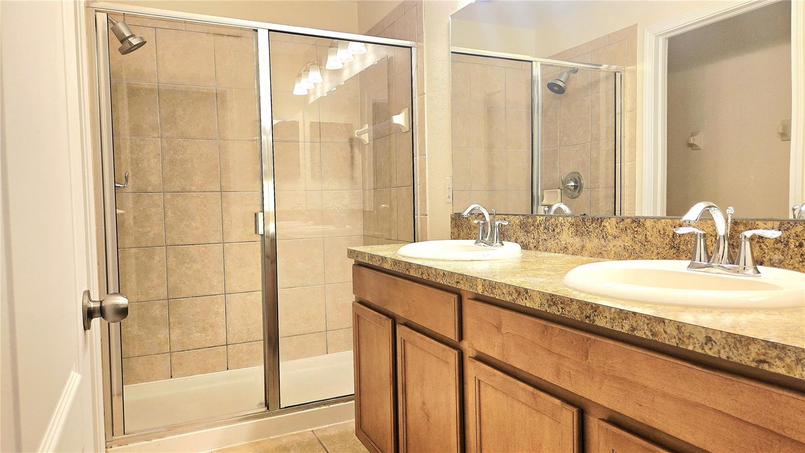 Image 29 of 41 For 405 Carina Circle 405
