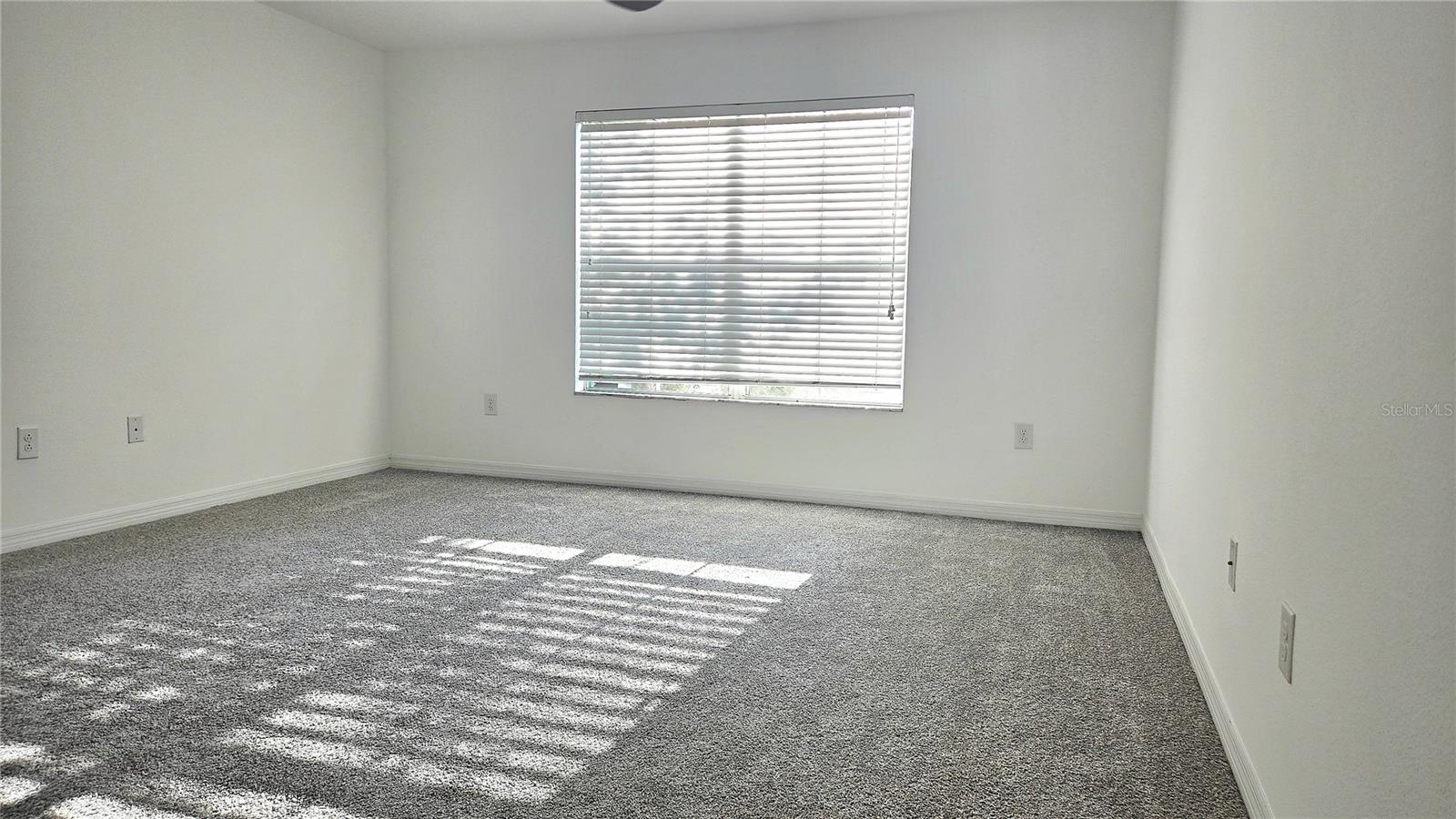 Image 31 of 41 For 405 Carina Circle 405