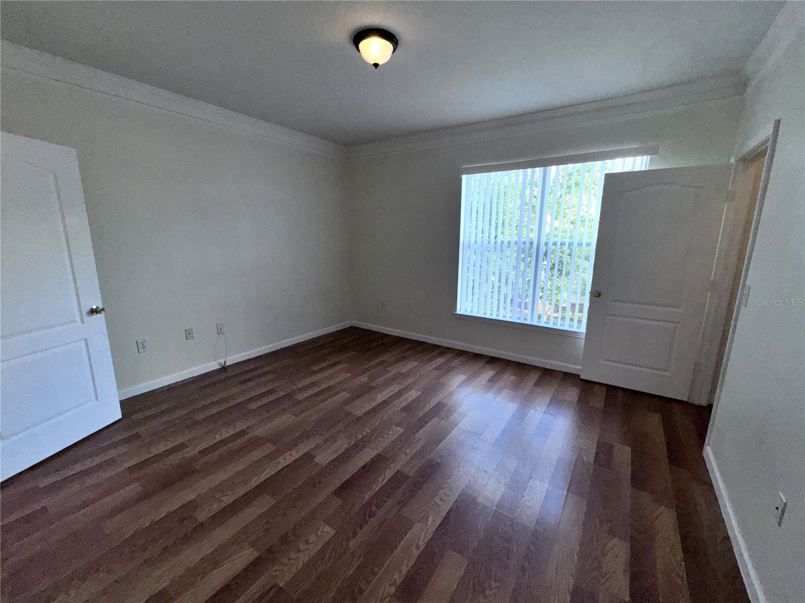 Image 9 of 19 For 10412 Villa View Circle