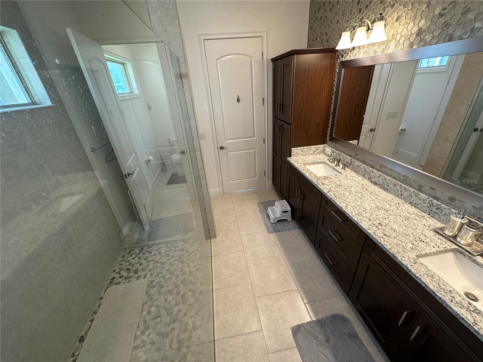 Image 10 of 26 For 8106 Mabury Lane