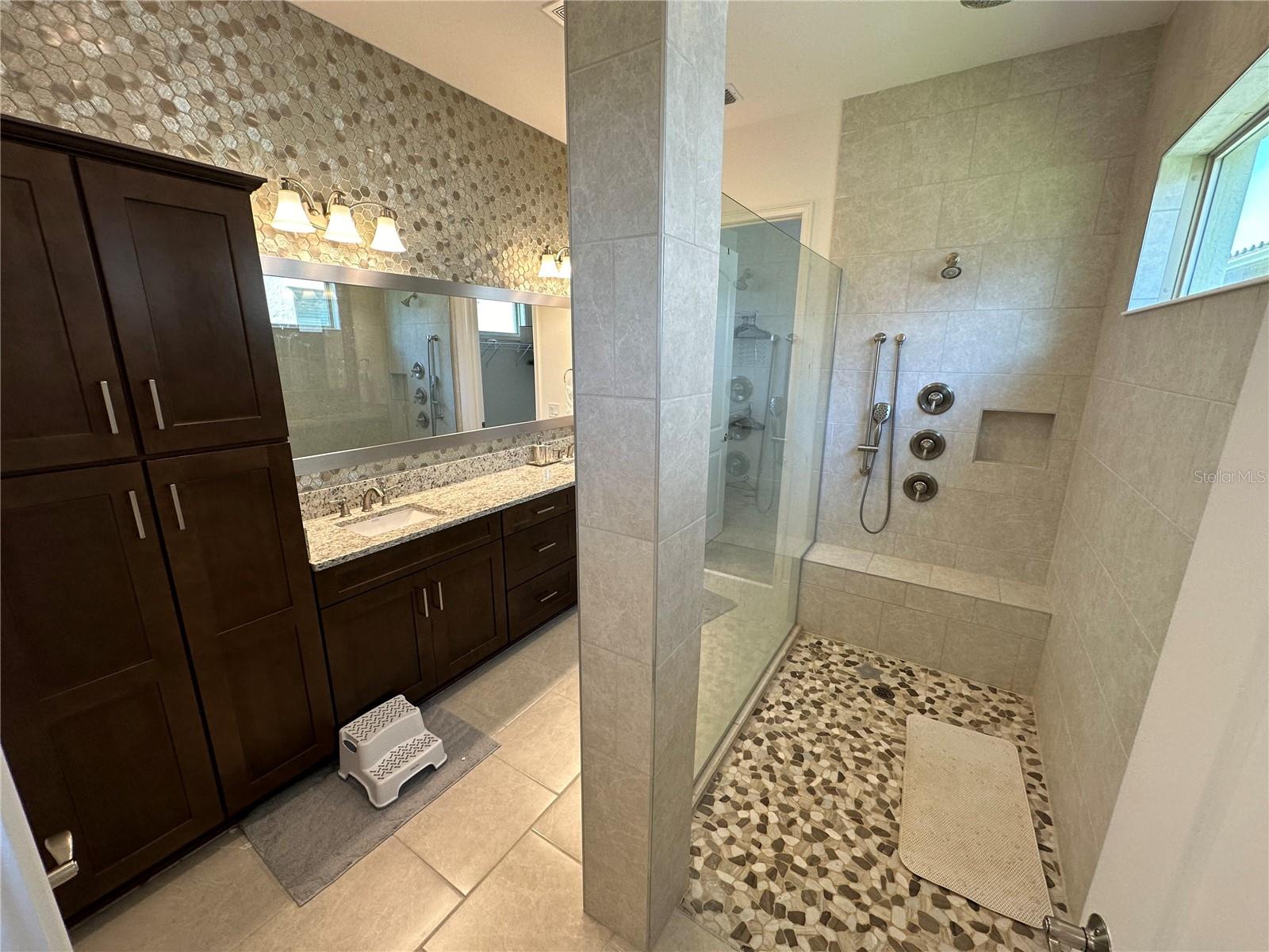 Image 12 of 26 For 8106 Mabury Lane