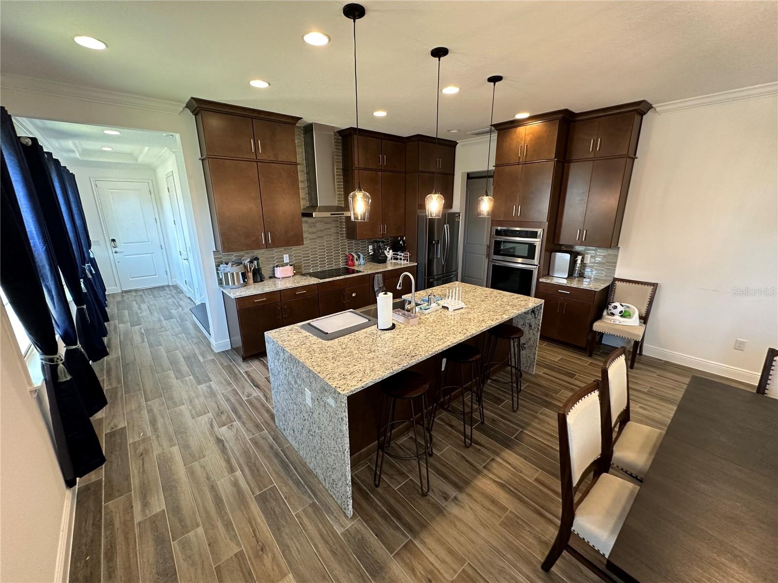 Image 3 of 26 For 8106 Mabury Lane