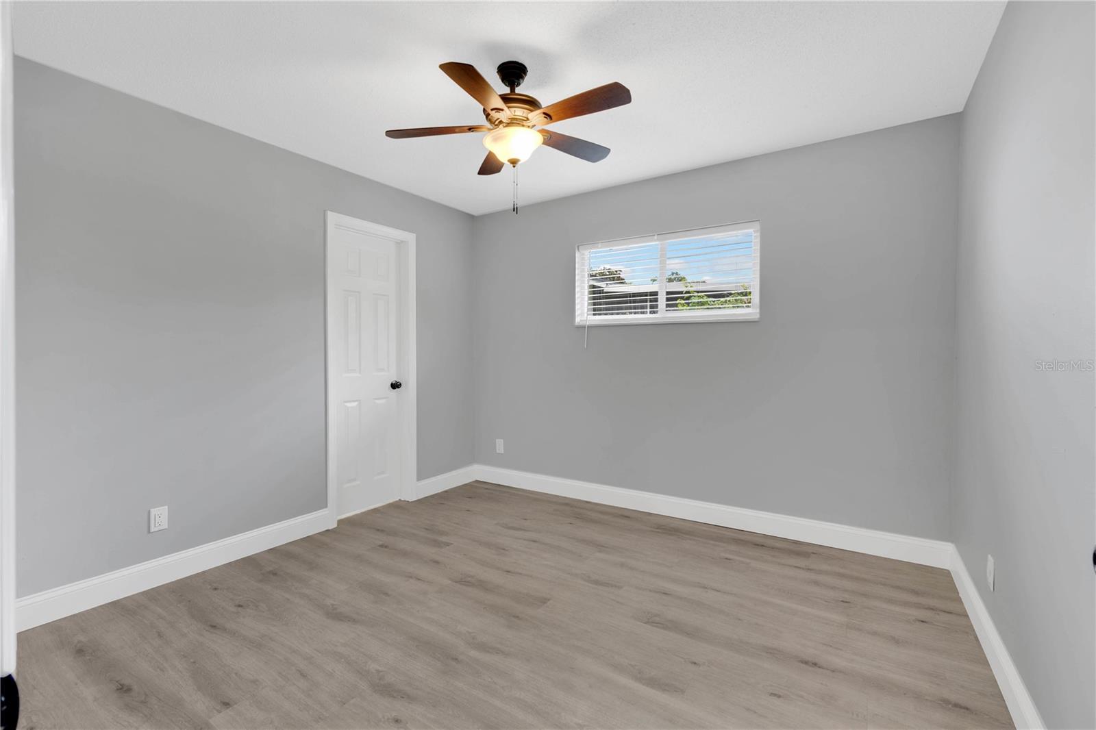 Image 18 of 38 For 730 Ranger Boulevard