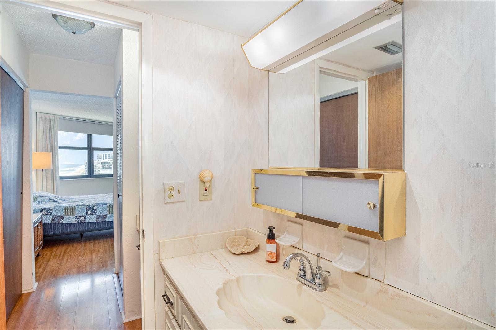 Image 16 of 30 For 1415 Ocean Shore Boulevard 704
