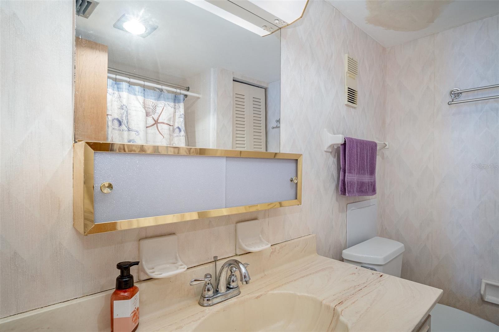 Image 21 of 30 For 1415 Ocean Shore Boulevard 704