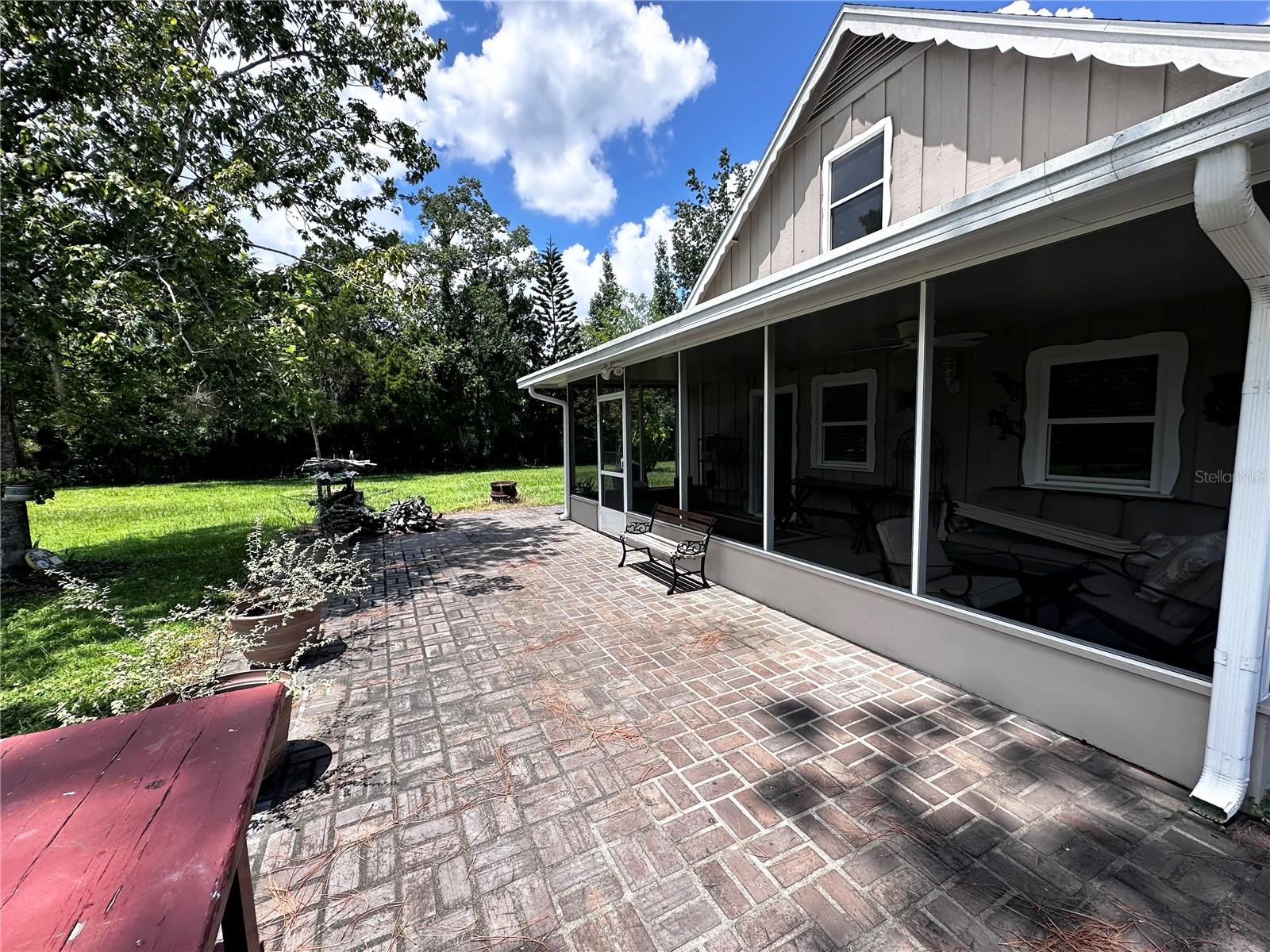 Image 37 of 42 For 5020 Cub Lake Drive