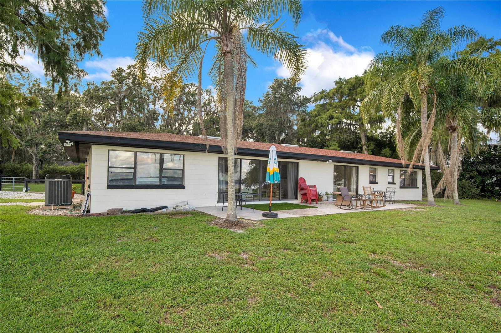 Image 2 of 38 For 90 Crescent Boulevard