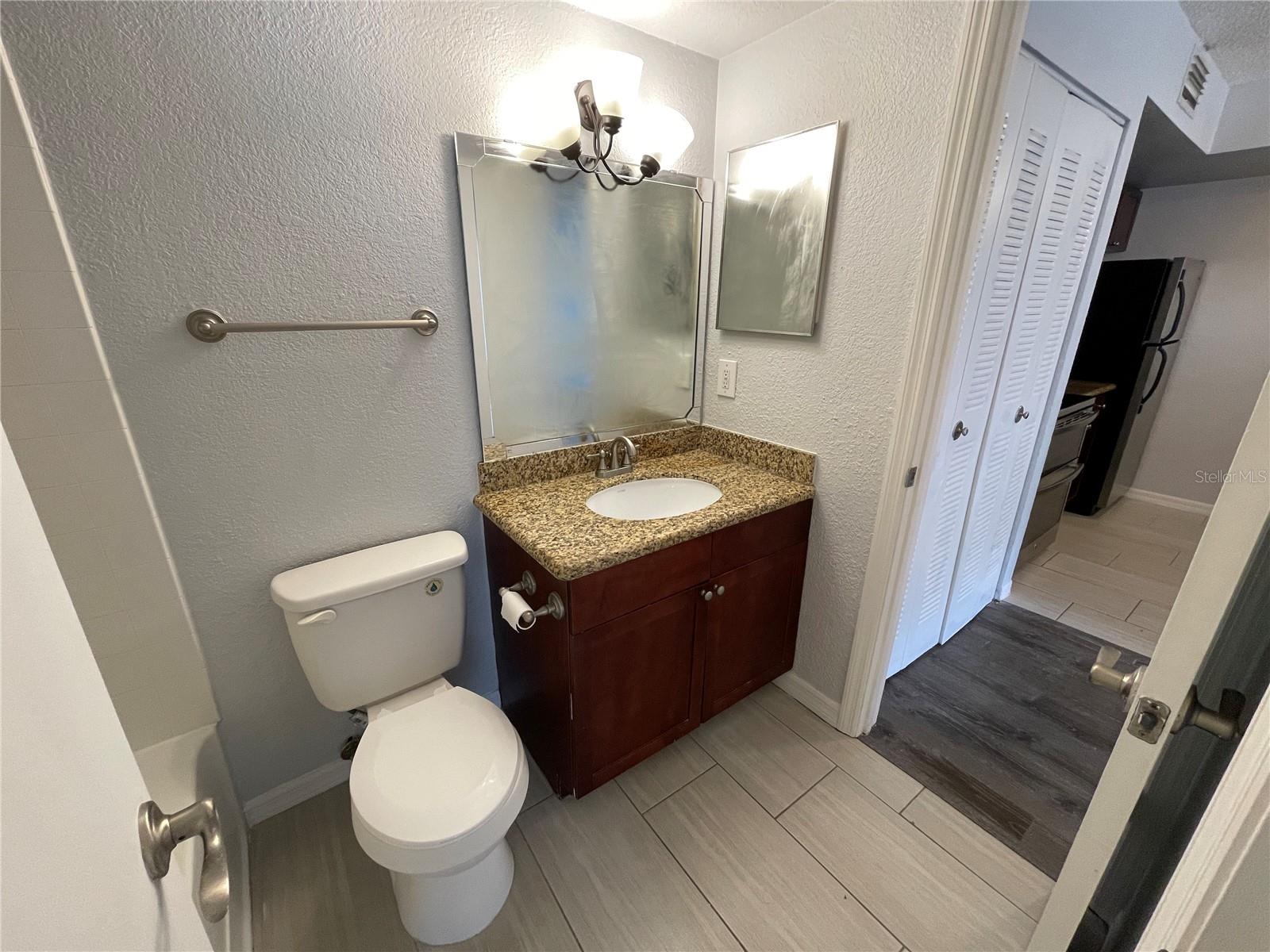 Image 16 of 27 For 5128 Conroy Road 713