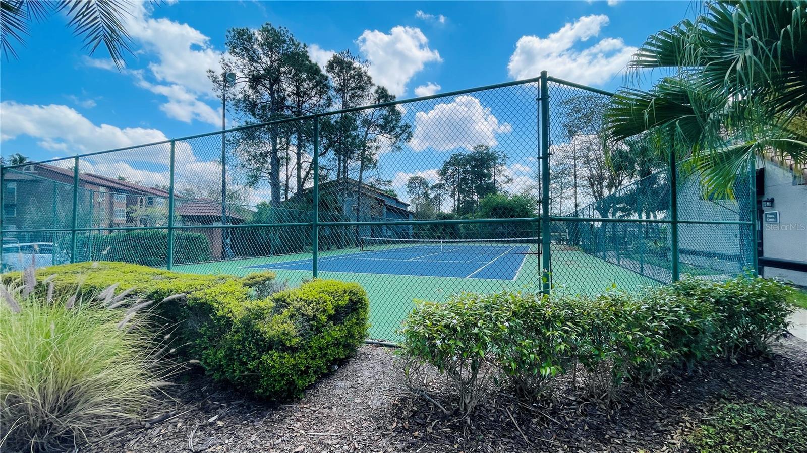 Image 23 of 27 For 5128 Conroy Road 713