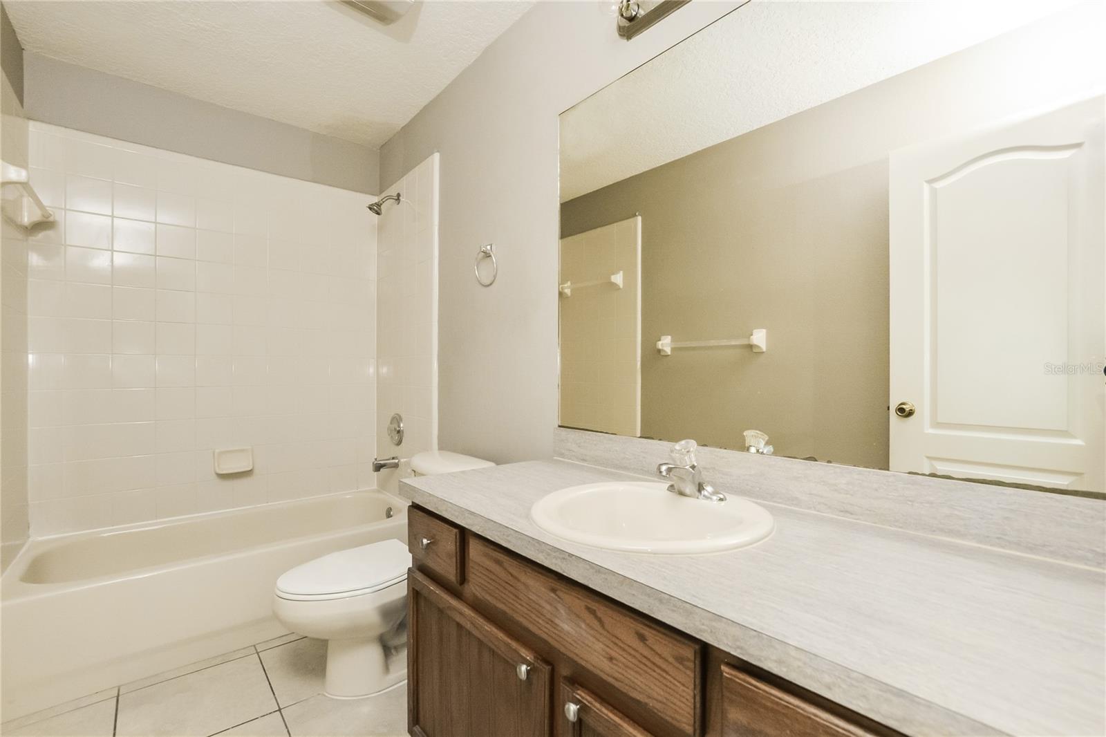 Image 11 of 16 For 713 Willow Run Street